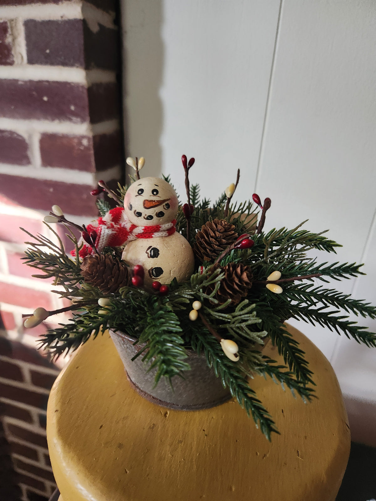 Snowman arrangement