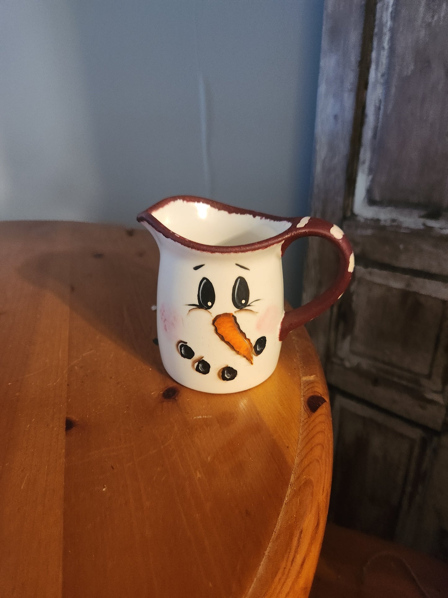 Snowman pitcher