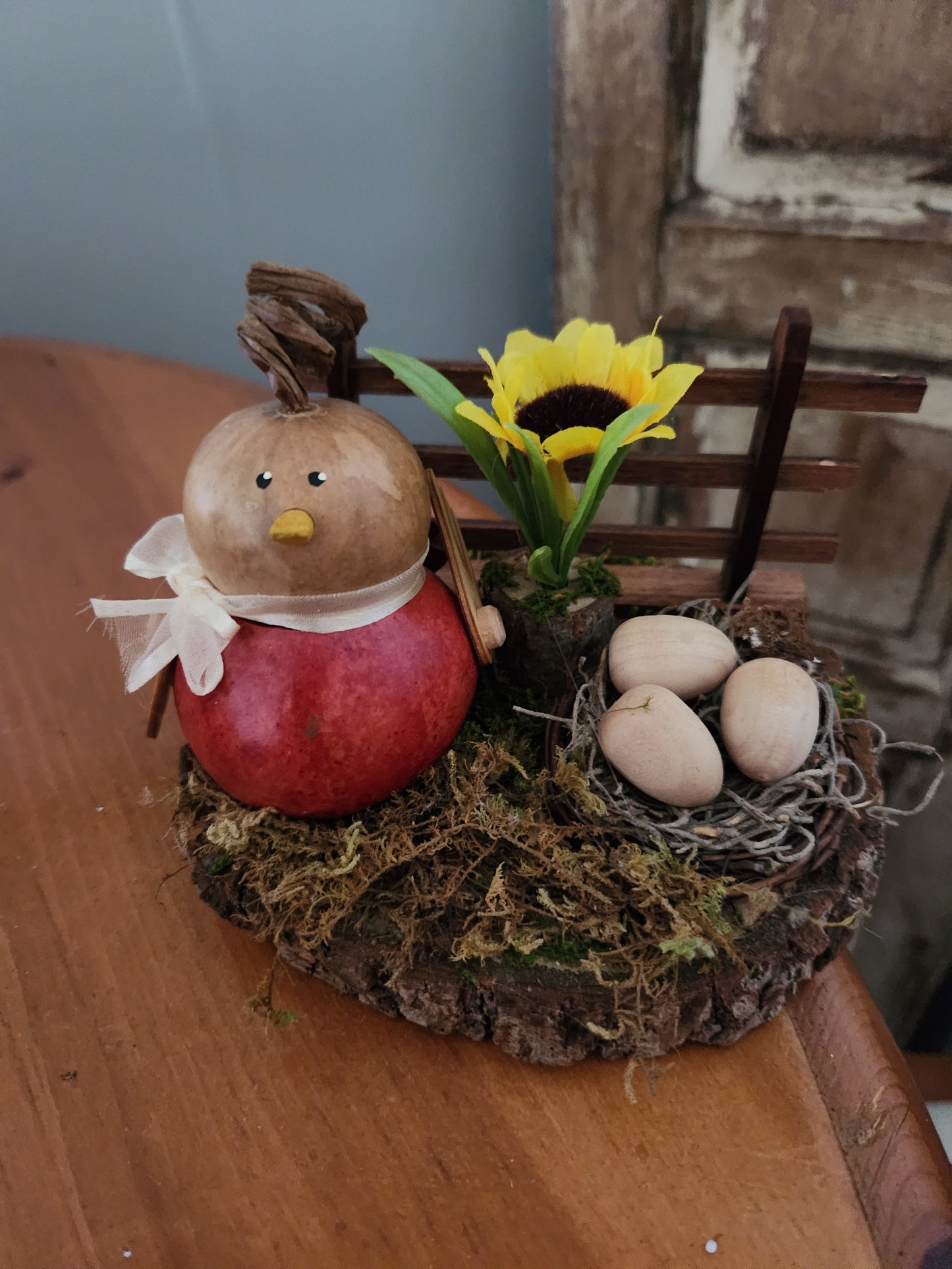 Chick gourd with fence