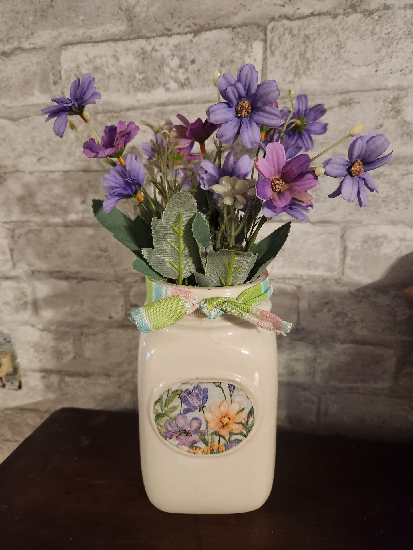 Purple flowers arrangement