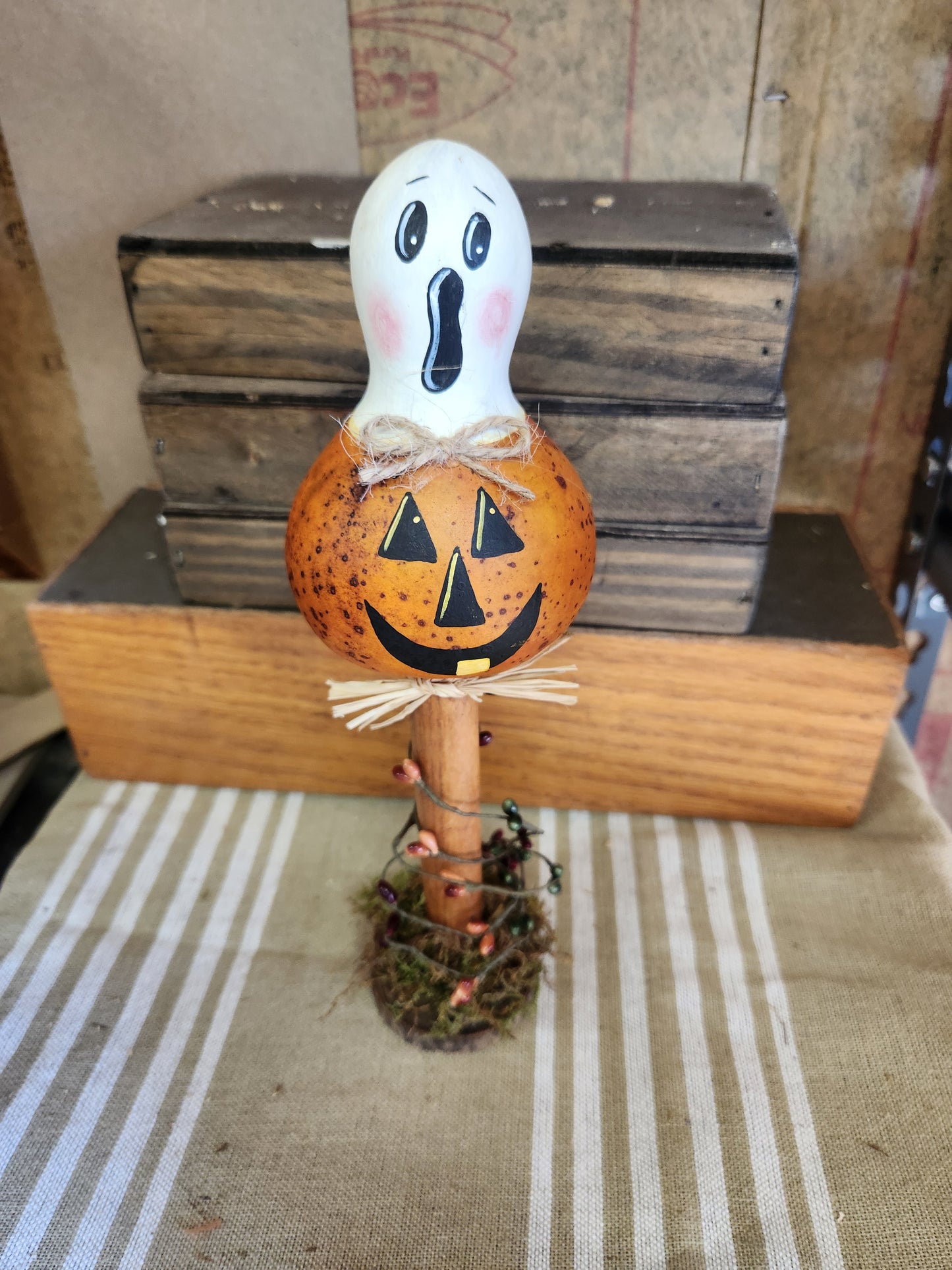 Ghost Jack-o-lantern gourd without stem