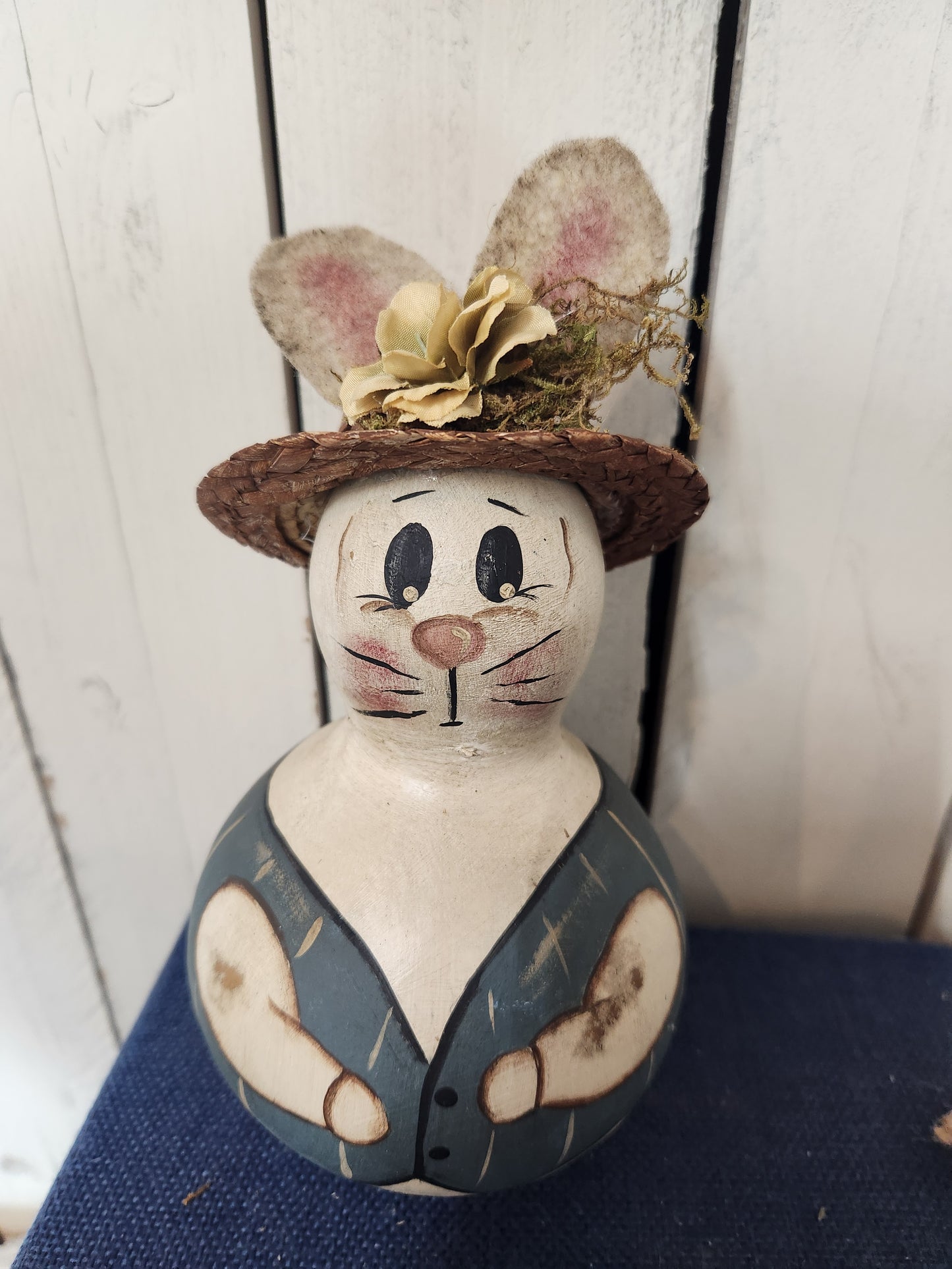 Bunny with straw hat