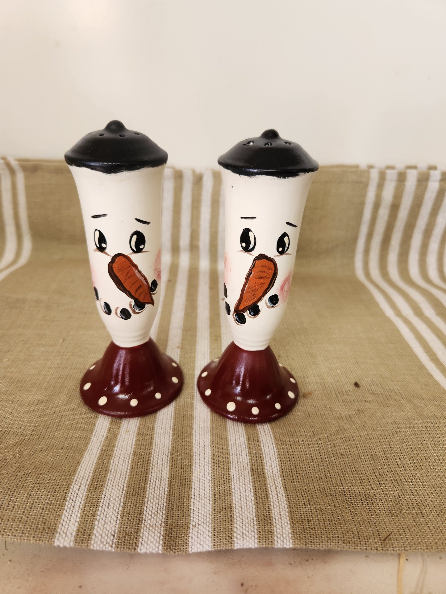 Salt & pepper snowman