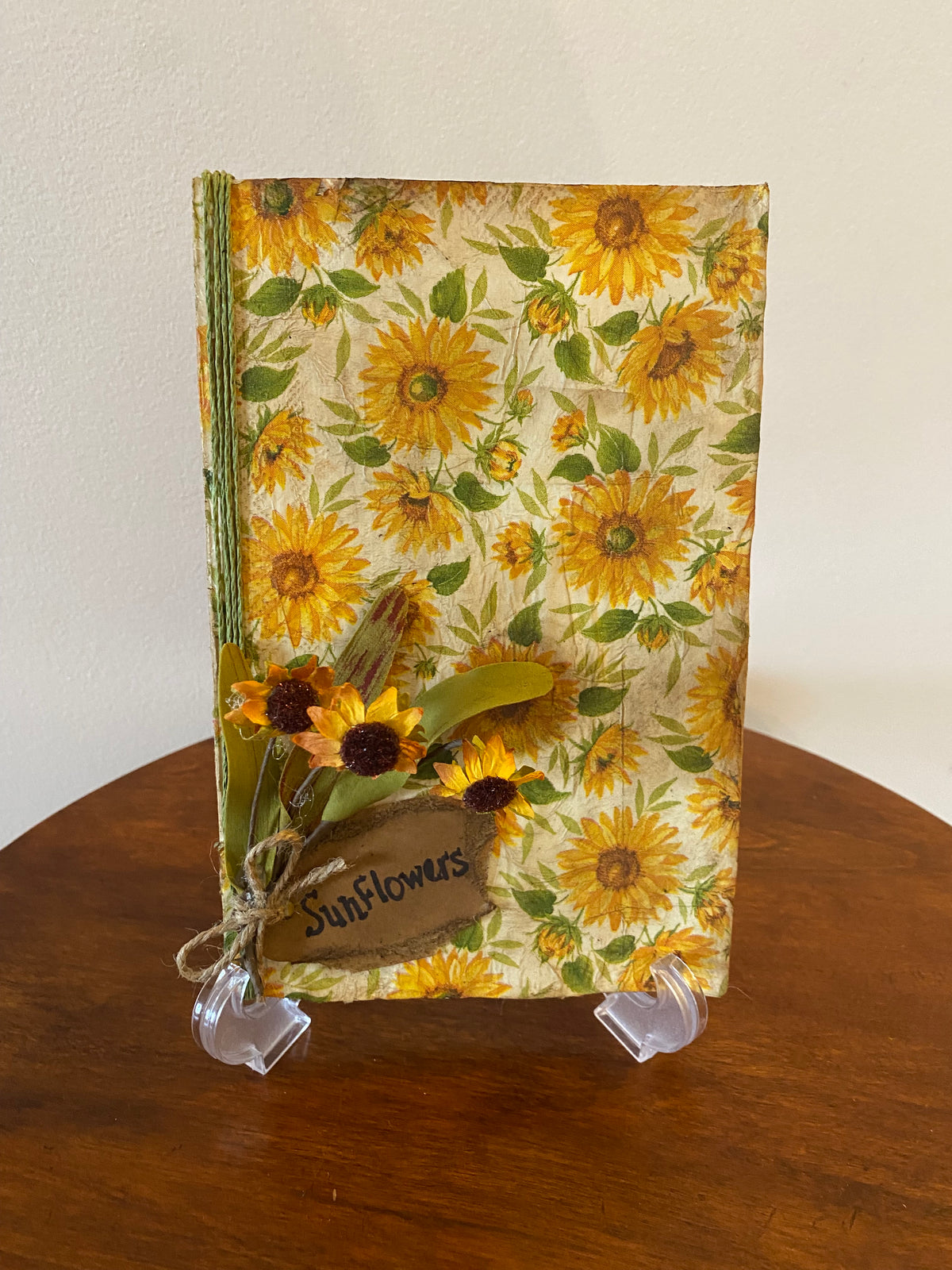 Book - Softcover Sunflowers