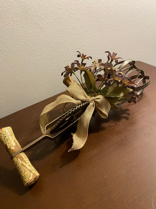 Hand mixer with purple flowers