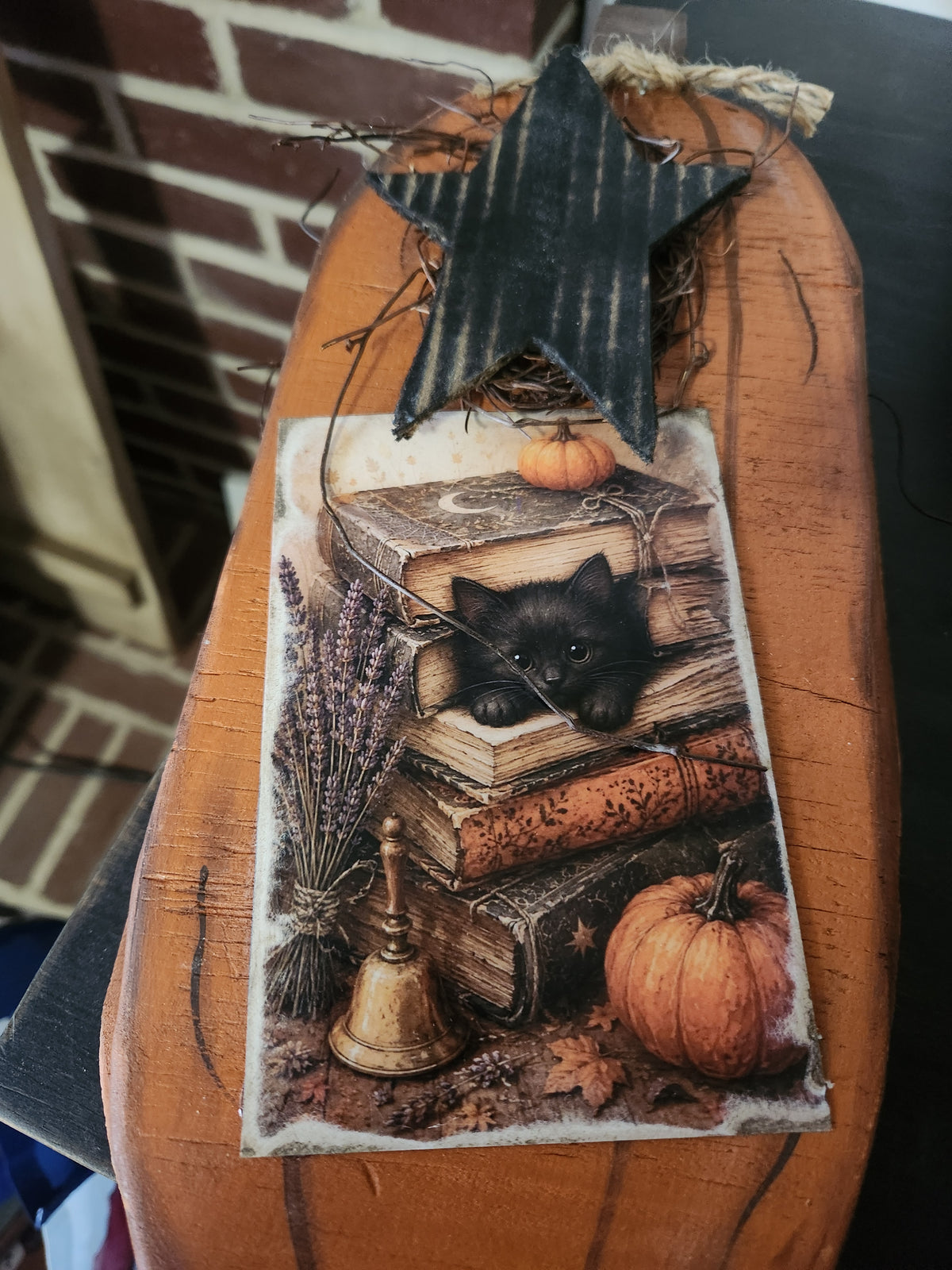 Pumpkin with cat