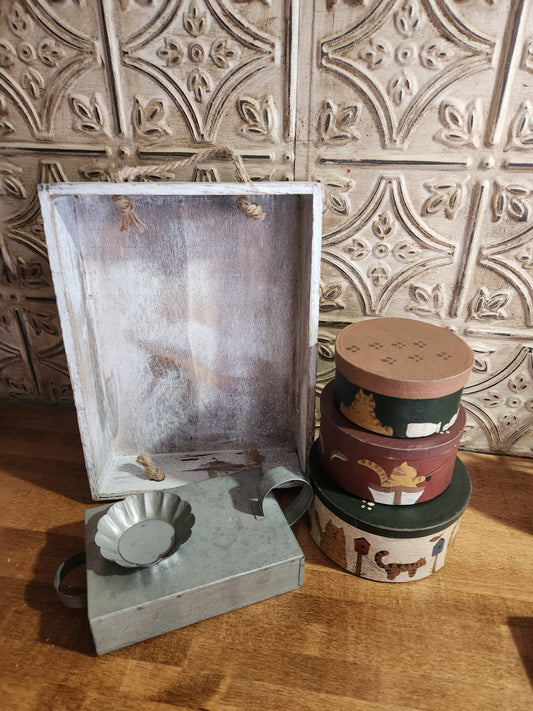 Box kitten box and tealight holder