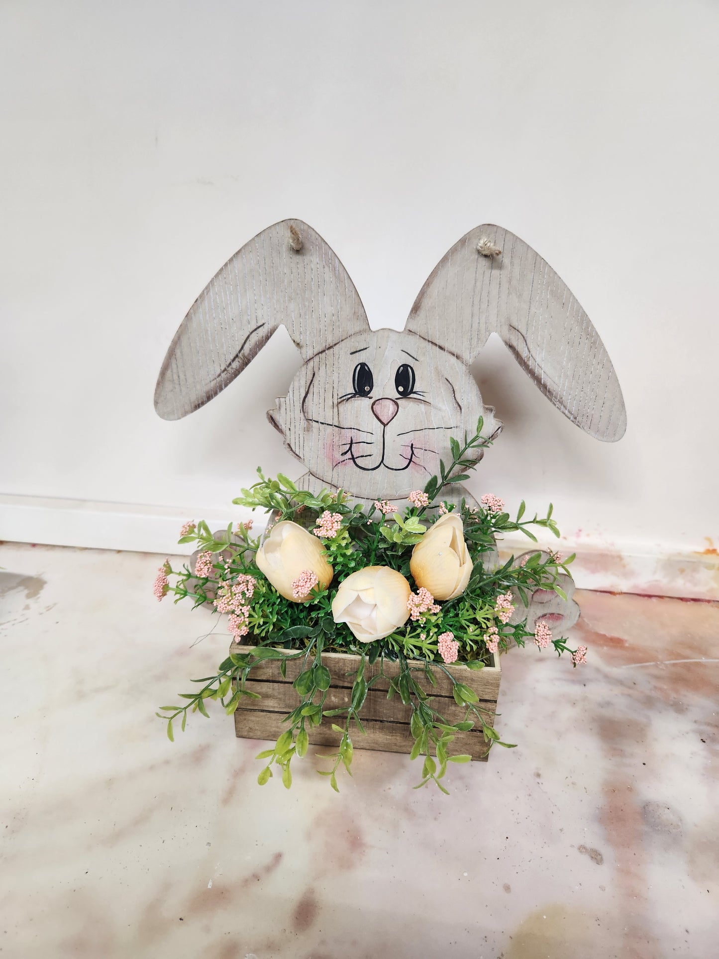 Bunny with arrangement