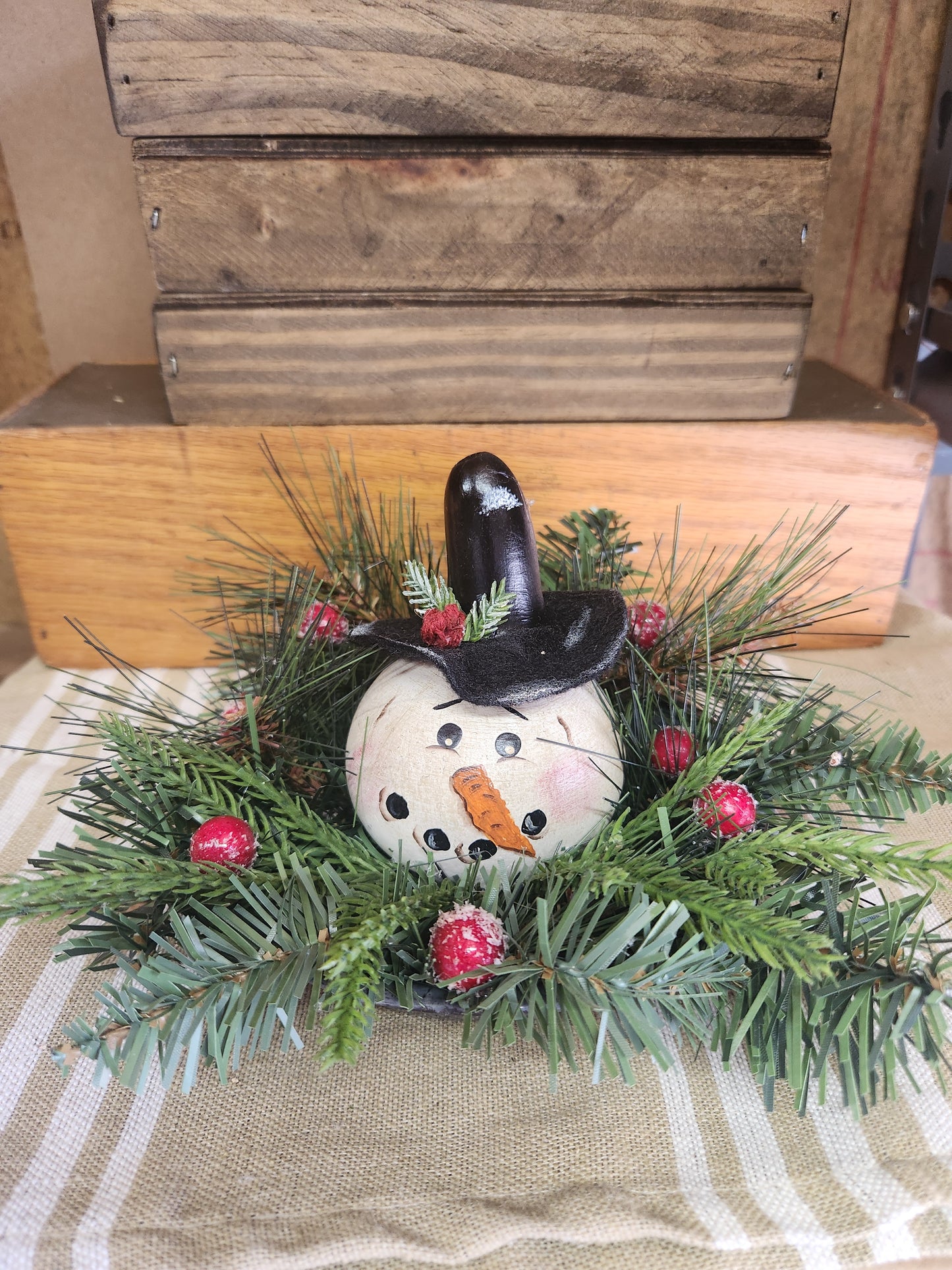 Gourd snowman arrangement