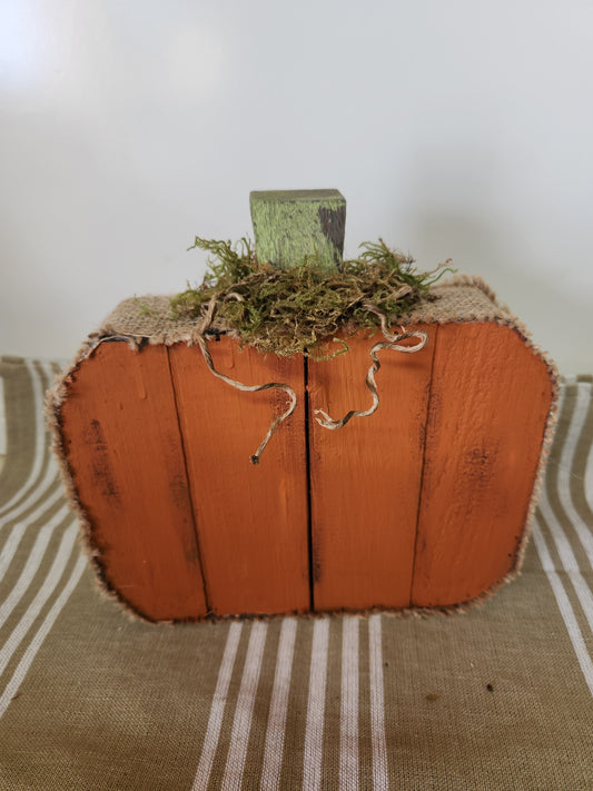 Wood pumpkin