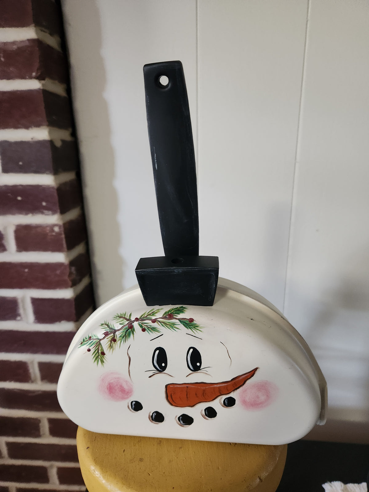 Omelet pan snowman