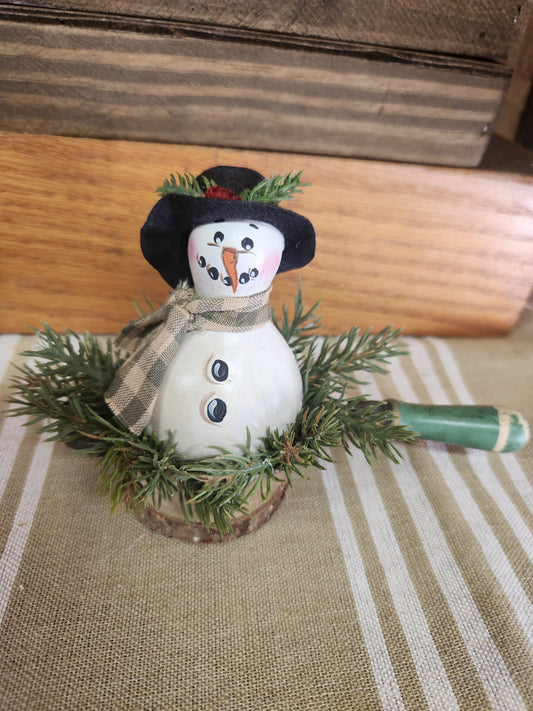 Snowman gourd in vintage scoop